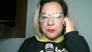 Comi Mimha Prima - Lolahistoria Tik Lolaerotico In Erotic Close-Up Scenes