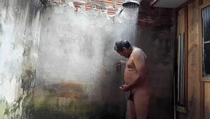 业余男同志淋浴激吻爱抚热辣缠绵