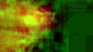 this blonde twin is better than her sister 😏