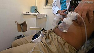 Dayanara casually pumps milk from her tits