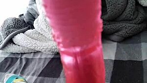 Hey, check out this teen debuting her new toy for masturbation 😏