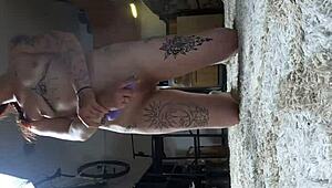 Watch Daisy Marie take that anal pounding?