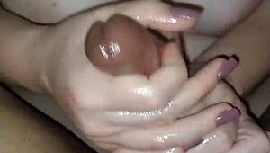 i got a delishus penile massage from my pro wife