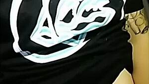 liveme granny teasing her ass before the show, you won't believe this grandmother's moves