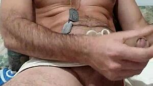 Argentinian guy on cam4 says, 'Check out this extract.'