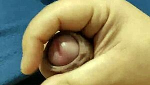 the girl enjoys a casual masturbation session leading to a big cumshot