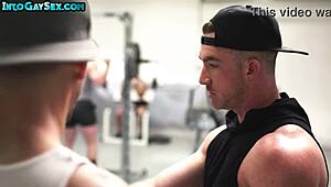 gym gay dude getting fucked in asshole by muscular stud