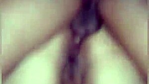 se follan a mi flaca y yo grabo