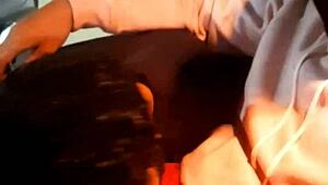 mamando e fodendo na rua com pessoas passando por perto