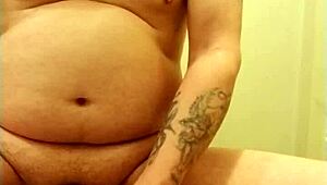 hey dude, stroke that cock with the ring now