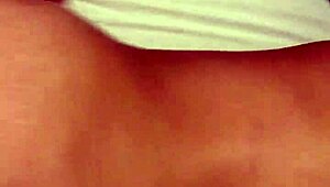 Latina amateur enjoys dinner after work