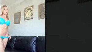 capri cavanni oils up her body