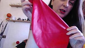 Hey Nicoletta, showing off big balloons and wild fetish passion, wanna join the fun?