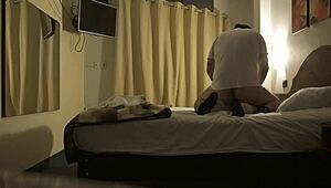 montando a mi puta y le hecho los mocos en las piernas, peruvian brunette amateur latina