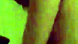 这拉丁妹爱不爱猛骑大屌？