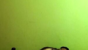 Que RICO me lo hace con su MONSTER COCK