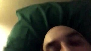 Teen Nikki Bliss blowing her neighbor 😍 and getting fingered until an uncontrollable orgasm hits!