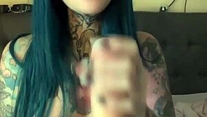 i give jerk off instrucshuns with my big tits