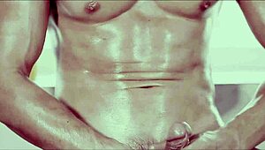 Tuy�n Nguyễn Gay Model In Stockings