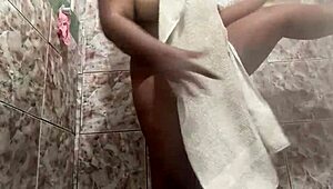 morena shows big ass drying in bathroom