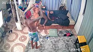 comer minha mulher e eu peguei pela câmera de casa e taquei na net