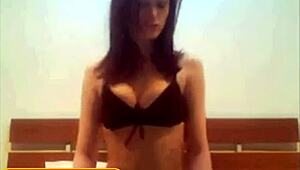 sexy teen 18+ does dirty dance on webcam, showing pussy and ass