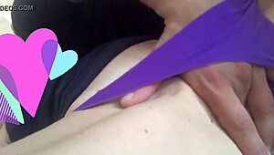 Dedo A Mi Chica En Masturbación