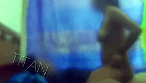 性感委内瑞拉妹口交狂干骚屄