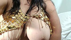 enjoy my belly on webcam, big tits and all