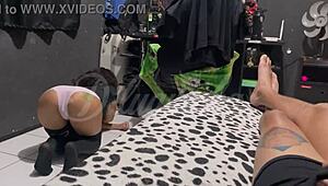 minha empregada safada queria fuder na hora do servico