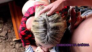 拉丁人妻马厩骑马夫大屌狂颠