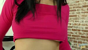 i'm teen ariana marie giving you a tugjob with teasing instructions