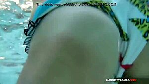 booty shaking nude underwater in hd sexy comic