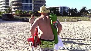 Spring Break Teens Give Blowjobs and Fuck Hardcore