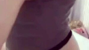 Wow! 青藤妹妹 Rides Big Cock in Sexy New Panties