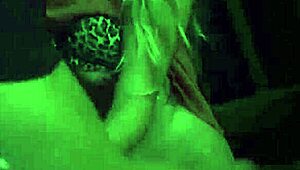 哇，这大奶奴隶超想被狂操！