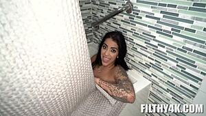 Mia Martinez Blows Oliver Flynn's Cock Before Step-Family Reunion!