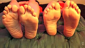 i love sucking on these two pinay girls' toes and feet