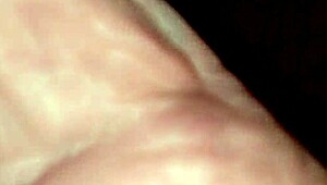 i fucked my wife and blasted cum on her pussy close-up