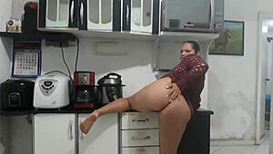 latina with big ass menstruates during wild masturbation session