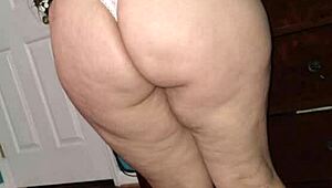 i love this big asian ass