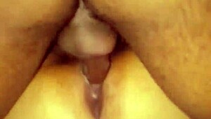 Wow, Comedor Fills My Pussy with Cum Until It Overflows!