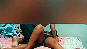 want to lick that morena's delicious pussy in homemade muff diving scene?