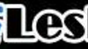 smalltits lesbians squirt during queening session