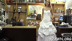 Fine honey exposes ass and pussy in reality show