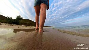 yo, follow my sandy footprints on this summer seashore, so cool! 🏖️