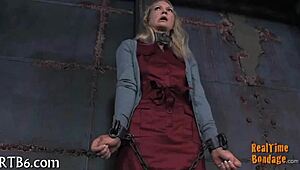 HOT SERF DELIGHTS WITH ORAL SEX, SUCKING MY COCK DEEPLY!