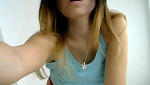 Hot girl wants to masturbate with toys on her big ass