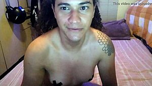 V�deo de verifica��o com shemale