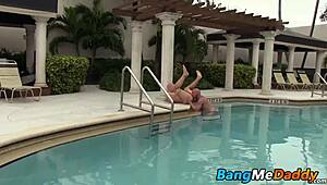 handsome gay couple bareback fuckfest in pool?